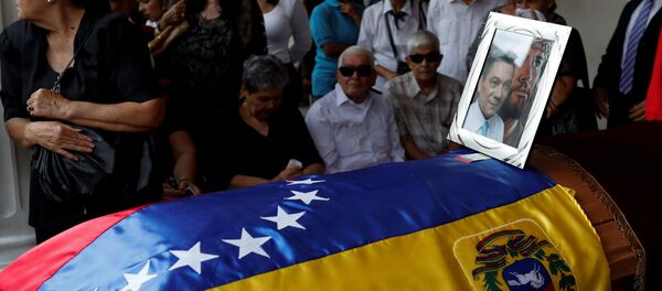 El funeral del opositor venezolano Fernando Albán El funeral del opositor venezolano Fernando Albán - Sputnik Mundo
