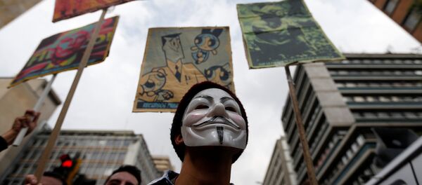 Protestas de estudiantes en Bogotá, la capital de Colombia Protestas de estudiantes en Bogotá, la capital de Colombia - Sputnik Mundo