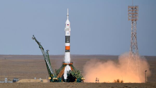 Lanzamiento del Soyuz MS-10 - Sputnik Mundo