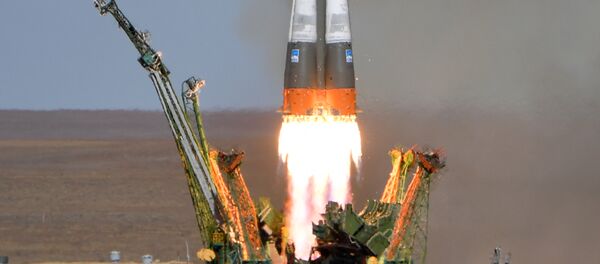 El lanzamiento del Soyuz MS-10 - Sputnik Mundo