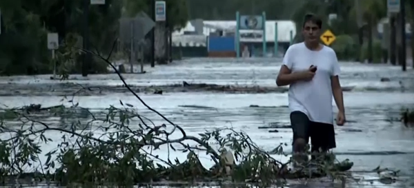 Desolación y miedo: la furia de Michael arrasa con todo a su paso por EEUU - Sputnik Mundo