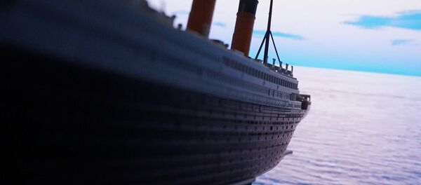 Representación artística del buque Titanic - Sputnik Mundo