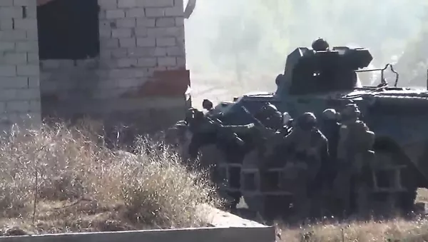 Agentes rusos desmantelan un refugio de terroristas de ISIS en Daguestán - Sputnik Mundo