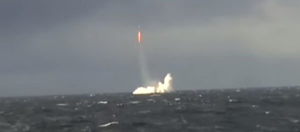 Vídeo: la Flota del Norte rusa muestra todo su poderío nuclear - Sputnik Mundo