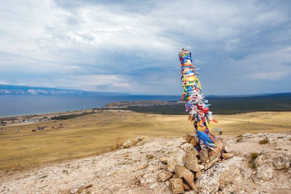El Baikal: fascinantes paisajes y rastros de chamanes - Sputnik Mundo