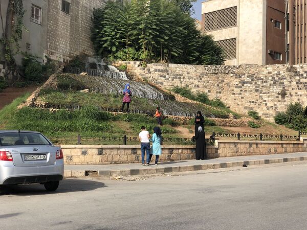 La ciudad siria de Hama vuelve a la normalidad tras la guerra - Sputnik Mundo