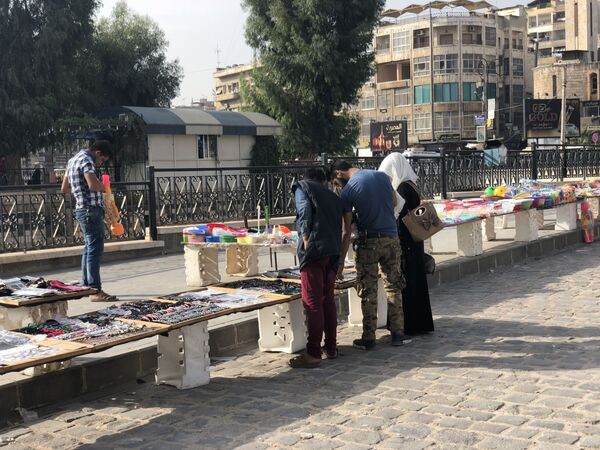 La ciudad siria de Hama vuelve a la normalidad tras la guerra - Sputnik Mundo