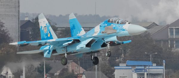 Un avión de combate Su-27 ucraniano (archivo) - Sputnik Mundo