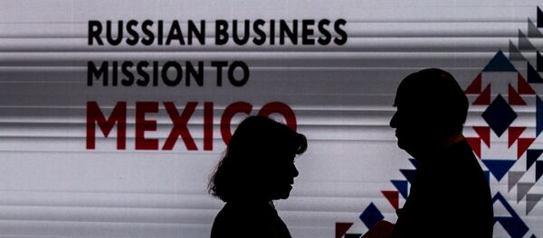 José Carral, presidente del Comité Empresarial México-Rusia al inicio de la Misión Empresarial del Centro Ruso de Exportaciones en México. - Sputnik Mundo