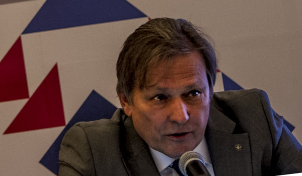 Víctor Koronelli, embajador extraordinario de la Federación Rusa en el evento de la Misión Empresarial del Centro Ruso de Exportaciones en México - Sputnik Mundo