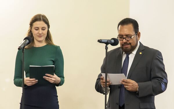 Ceremonia en honor a la canonización de Óscar Romero en la Catedral de la Inmaculada Concepción de Moscú, 19 de octubre de 2018 - Sputnik Mundo