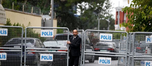 La entrada al Consulado de Arabia Saudí en Turquía La entrada al Consulado de Arabia Saudí en Turquía - Sputnik Mundo