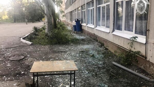 Edificio del politécnico de Kerch tras la explosión - Sputnik Mundo