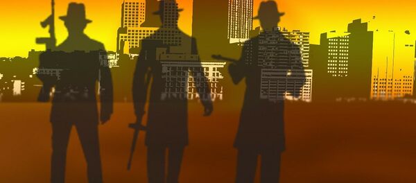 Siluetas de hombres armados - Sputnik Mundo