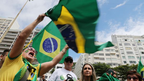 Segidores del ultraderechista Jair Bolsonaro Segidores del ultraderechista Jair Bolsonaro - Sputnik Mundo