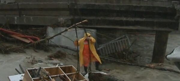 Las fuertes lluvias provocan inundaciones y desastres en el suroeste de Rusia - Sputnik Mundo