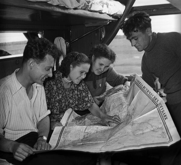 El Komsomol soviético cumple 100 años de haber sido creado - Sputnik Mundo