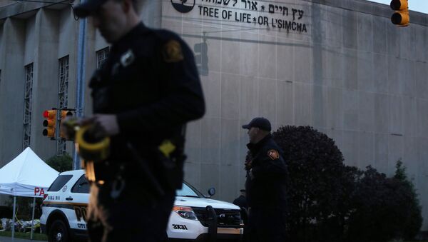 Sinagoga Tree of Life en Pittsburgh tras un tiroteo - Sputnik Mundo