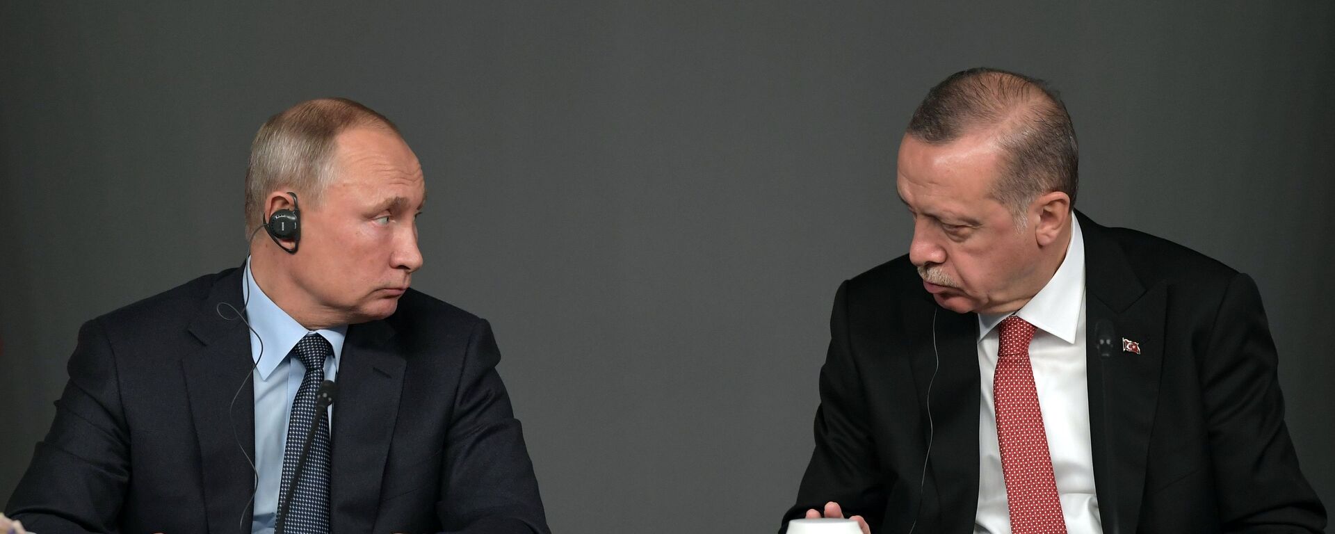 El presidente de Rusia, Vladímir Putin, y el presidente de Turquía, Recep Tayyip Erdogan - Sputnik Mundo, 1920, 23.10.2024