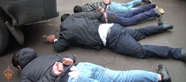 Publican el vídeo de la detención de 18 terroristas del ISIS en Rusia - Sputnik Mundo