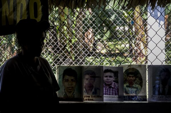 Integrante de la Caravana de Madres Centroamericanas - Sputnik Mundo