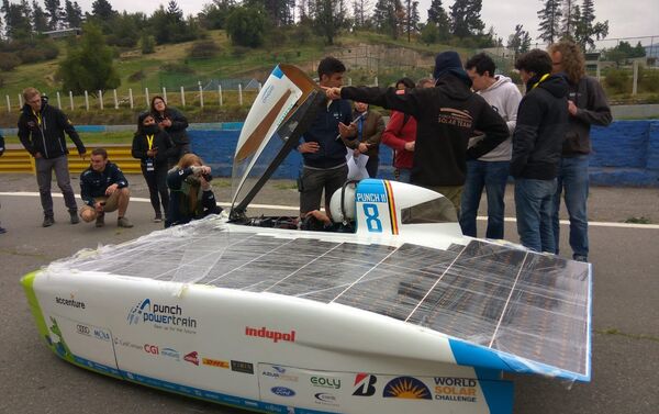 El vehículo belga Punch II, ganador de la Carrera Solar Atacama El vehículo belga Punch II, ganador de la Carrera Solar Atacama - Sputnik Mundo