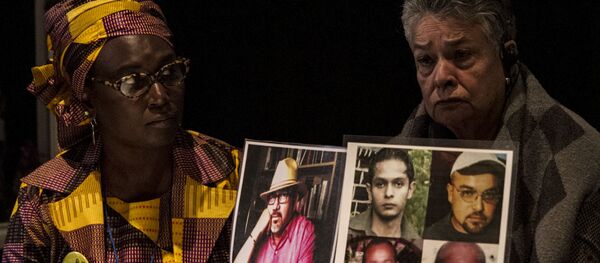 Mujeres de Senegal y México durante la cumbre de madres de migrantes desaparecidos - Sputnik Mundo