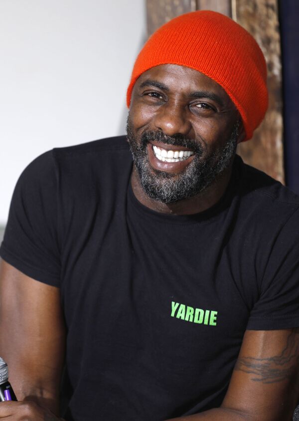 Conoce a los hombres más atractivos de las últimas décadas, según People - Sputnik Mundo