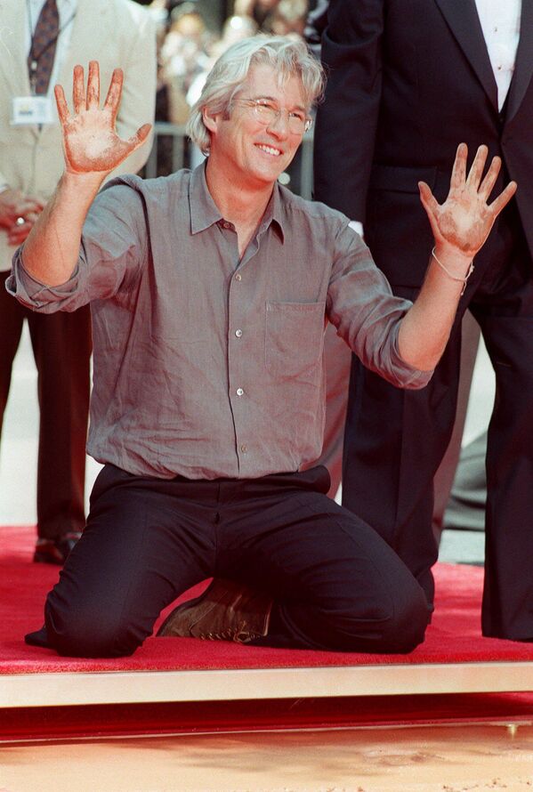 Conoce a los hombres más atractivos de las últimas décadas, según People - Sputnik Mundo