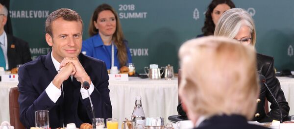 Emmanuel Macron, presidente de Francia - Sputnik Mundo