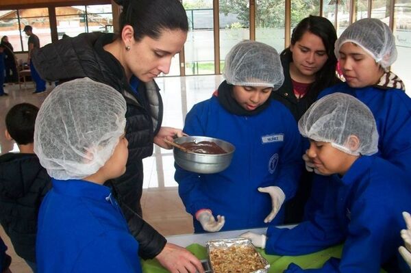 Alimentación saludable, una de las premisas para ser un buen astronauta según la escuela chilena Alimentación saludable, una de las premisas para ser un buen astronauta según la escuela chilena - Sputnik Mundo