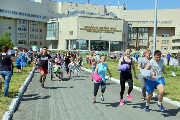 Pacientes del Centro Ilizárov - Sputnik Mundo