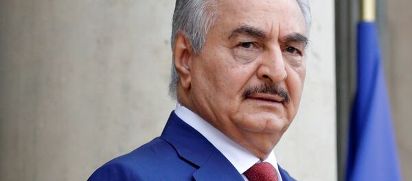 Jalifa Haftar, comandante del Ejército Nacional de Libia - Sputnik Mundo