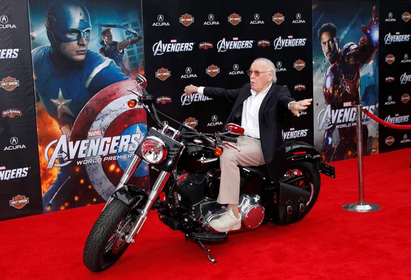 El legendario editor de Marvel Stan Lee: una vida en imágenes - Sputnik Mundo