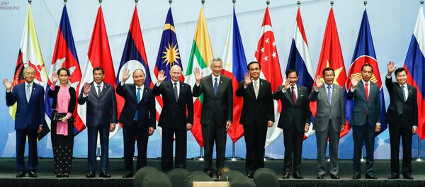 Los jefes de las delegaciones de la cumbre Rusia - ASEAN en Singapur Los jefes de las delegaciones de la cumbre Rusia - ASEAN en Singapur - Sputnik Mundo