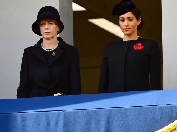 Meghan Markle, duquesa de Sussex, junto a Elke Budenbender, la esposa del presidente alemán, Frank-Walter Steinmeier - Sputnik Mundo