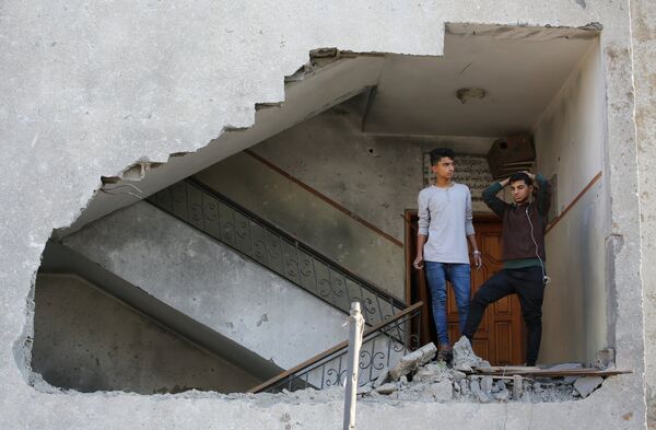 Un edificio destruido en Gaza tras la escalada de violencia de noviembre de 2018 - Sputnik Mundo