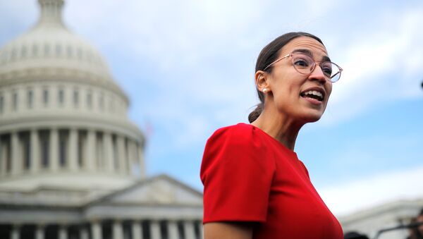 Representante demócrata electa Alexandria Ocasio-Cortez - Sputnik Mundo