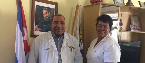 Médicos cubanos de la misión Operación Milagro en Uruguay - Sputnik Mundo