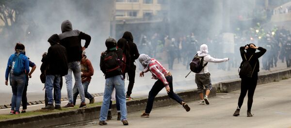 Las protestas de estudiantes en Colombia - Sputnik Mundo