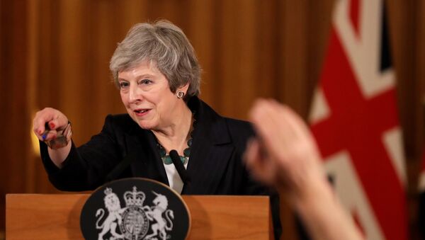 Theresa May, primera ministra británica - Sputnik Mundo