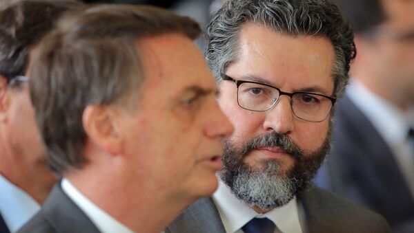 Jair Bolsonaro, presidente electo de Brasil, y Ernesto Araújo, nuevo ministro de Relaciones Exteriores de Brasil - Sputnik Mundo