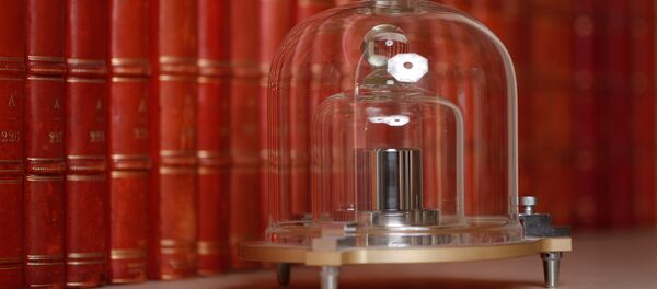 El 'Gran Kilo', la medida material del kilogramo - Sputnik Mundo
