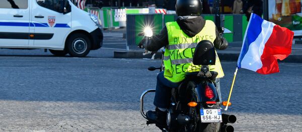 Protestas contra los precios del combustible en Francia - Sputnik Mundo