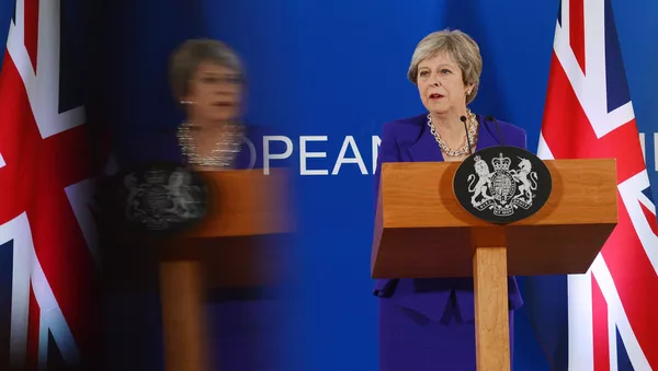 Theresa May, primera ministra del Reino Unido - Sputnik Mundo