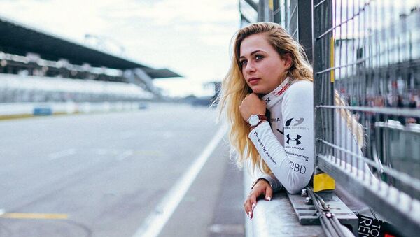 Sophia Floersch, piloto de Fórmula 3 - Sputnik Mundo