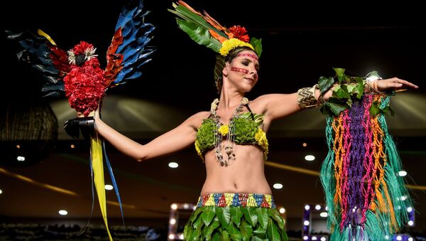 Colombia celebra un desfile de moda ecológica - Sputnik Mundo