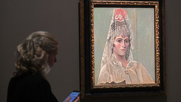 Uno de los cuadros de Pablo Picasso en la exposición Picasso&Jojlova en Moscú, Rusia - Sputnik Mundo