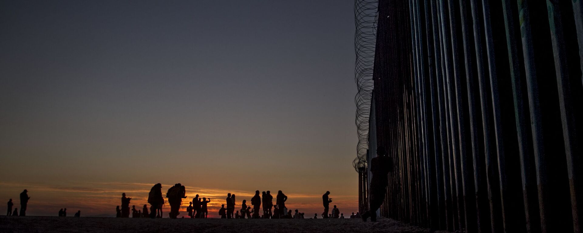 Playas de Tijuana al atardecer - Sputnik Mundo, 1920, 25.01.2022