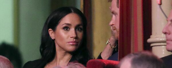Meghan Markle, la duquesa de Sussex y esposa del príncipe Enrique - Sputnik Mundo